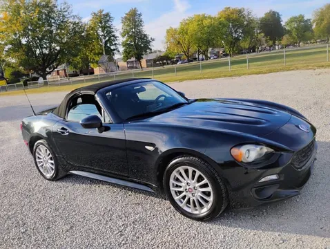 2017 Fiat 124 Spider Classica