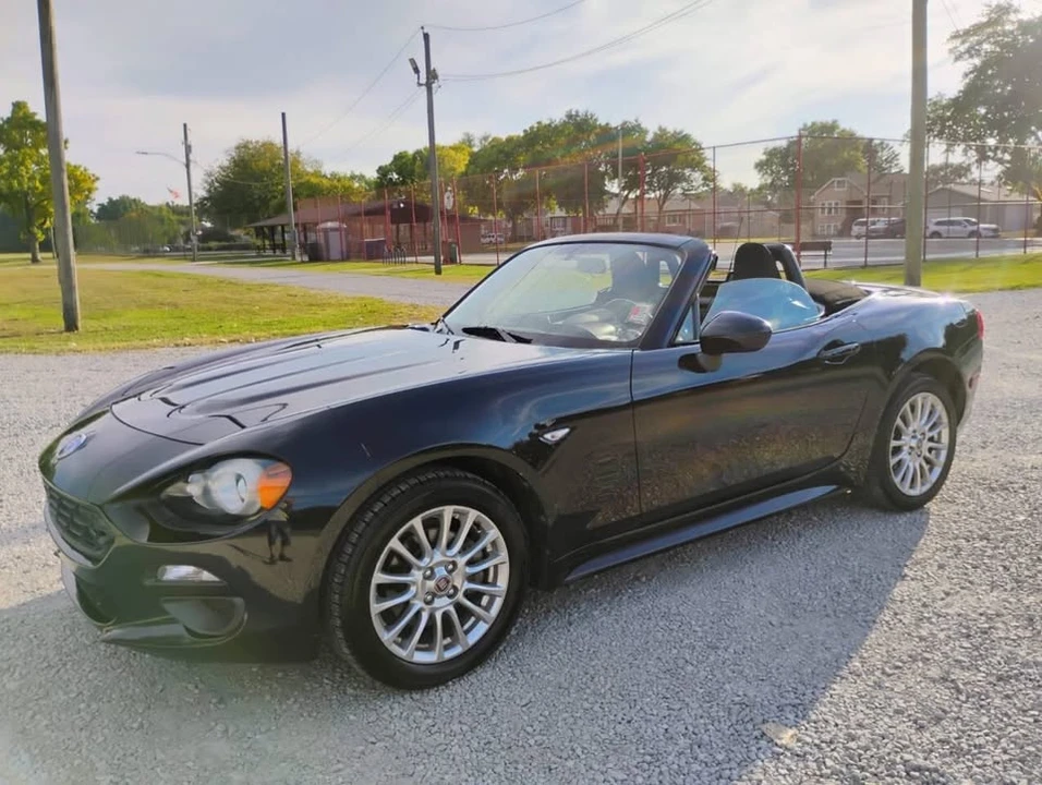 2017 Fiat 124 Spider - Image 3 of 20