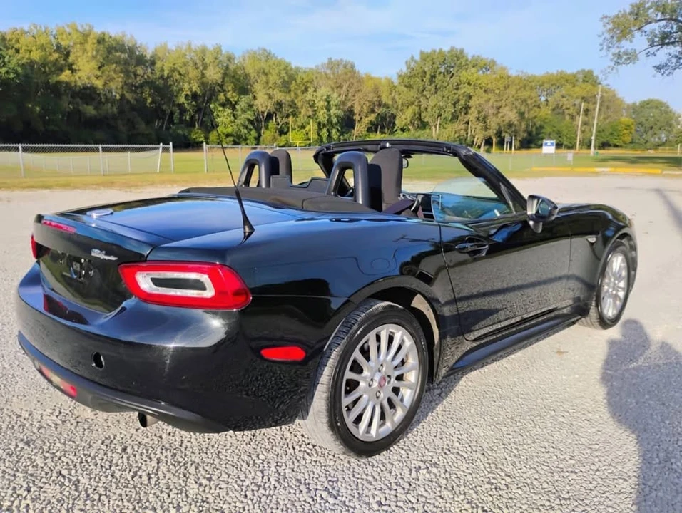 2017 Fiat 124 Spider - Image 6 of 20