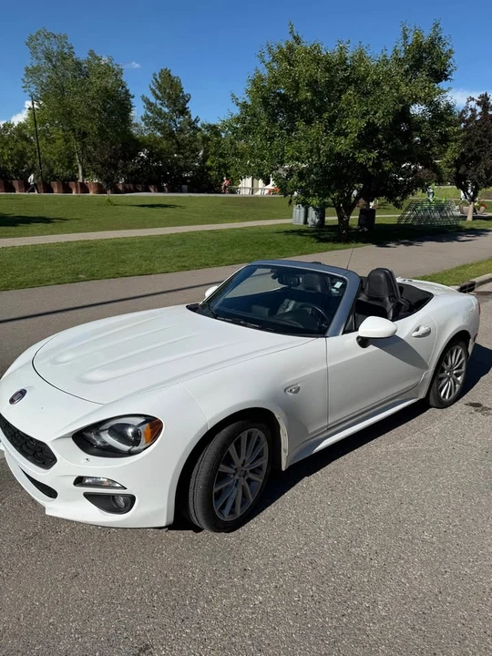 2017 Fiat 124 Spider - Image 3 of 7