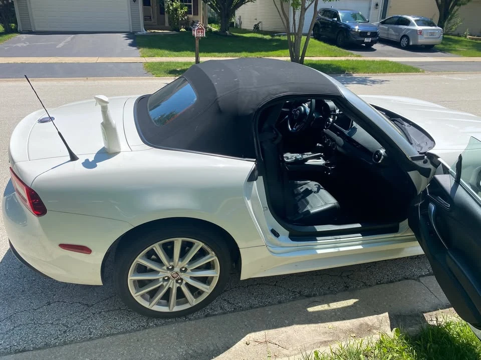 2017 Fiat 124 Spider - Image 3 of 6