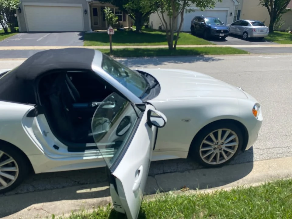2017 Fiat 124 Spider - Image 5 of 6