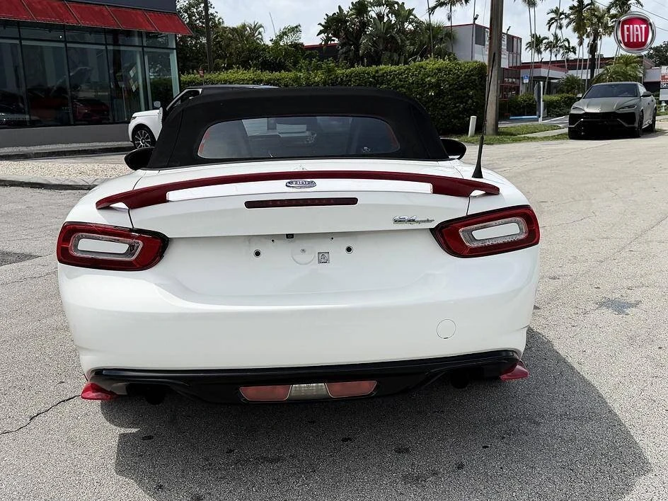 2017 Fiat 124 Spider - Image 10 of 20