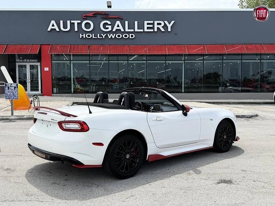 2017 Fiat 124 Spider - Image 8 of 20