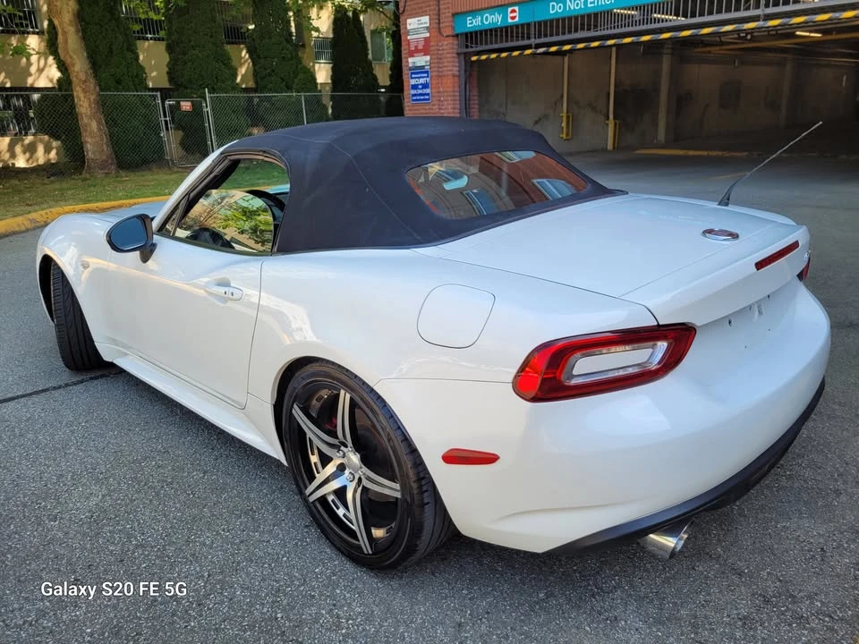 2017 Fiat 124 Spider - Image 20 of 20
