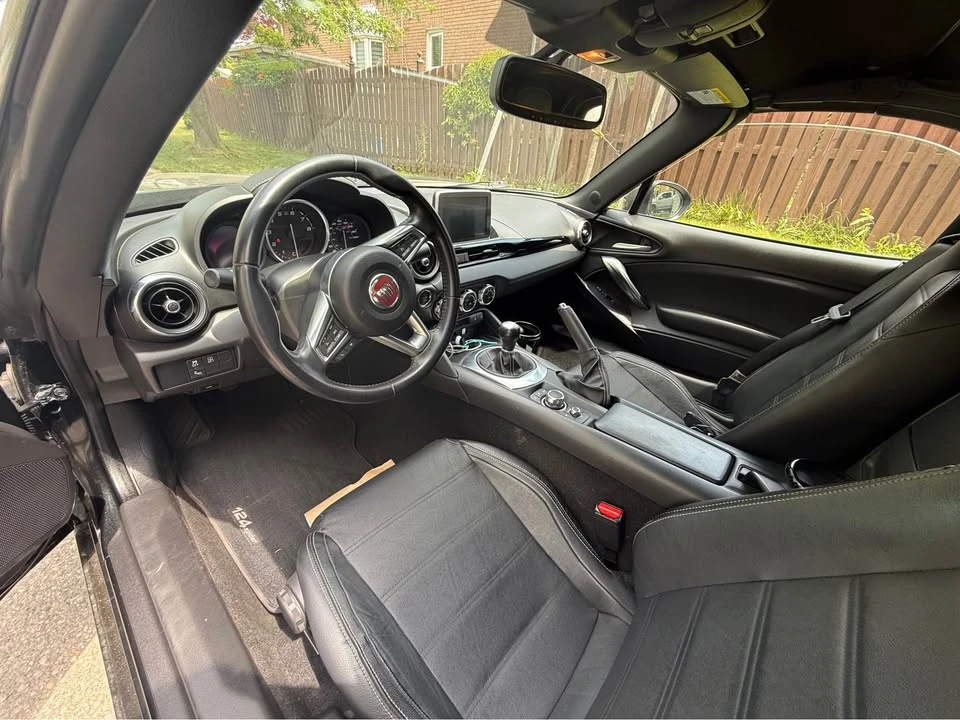 2017 Fiat 124 Spider - Image 5 of 7