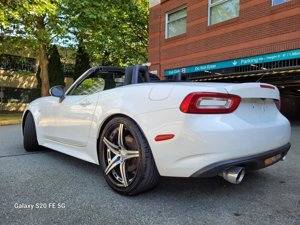 2017 Fiat 124 Spider - Image 6 of 20