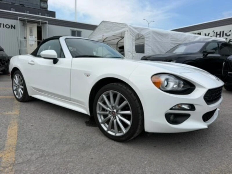 2017 Fiat 124 Spider - Image 2 of 20