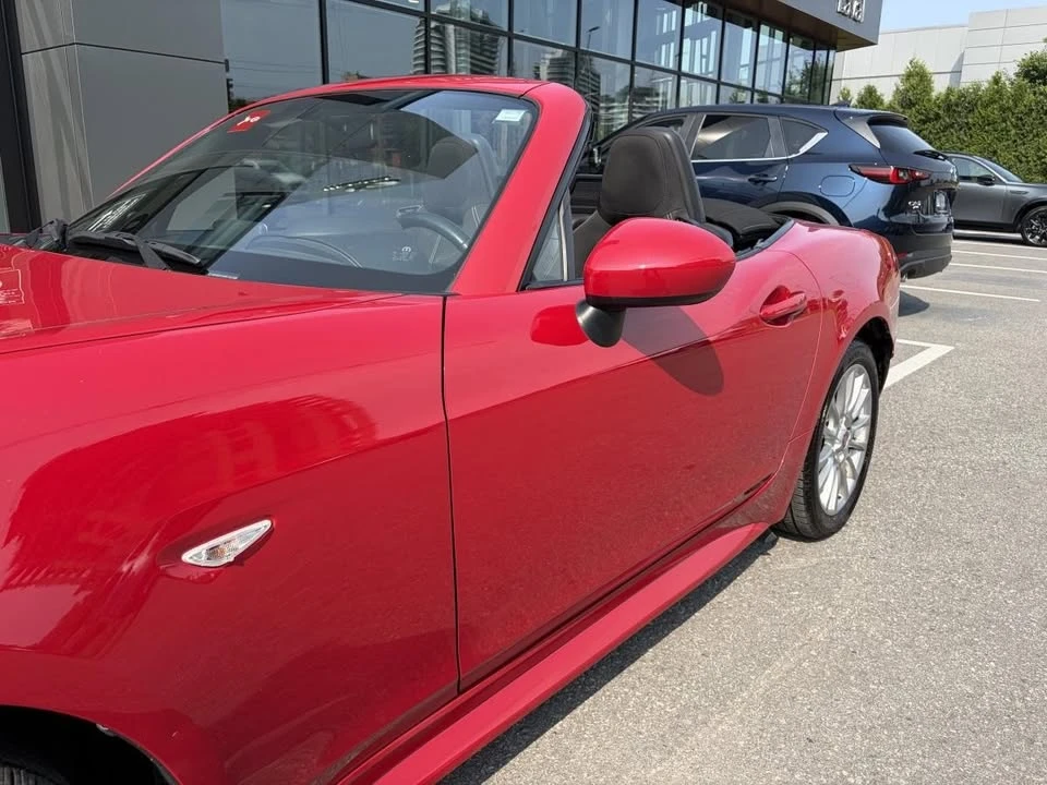 2017 Fiat 124 Spider - Image 12 of 20