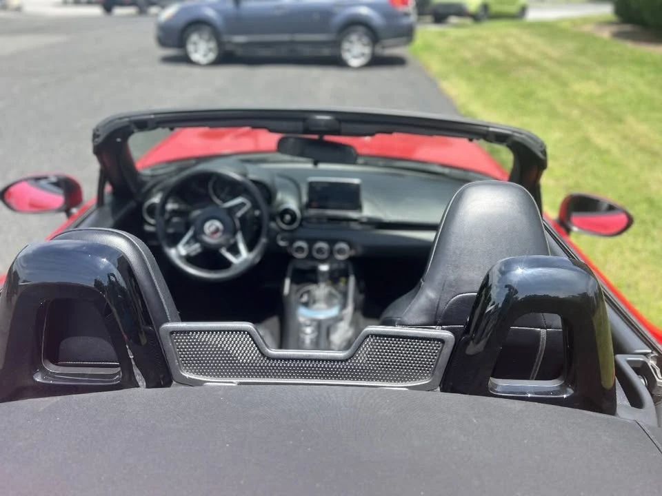 2017 Fiat 124 Spider - Image 7 of 17