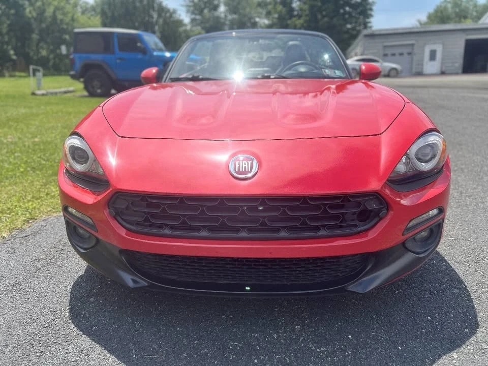 2017 Fiat 124 Spider - Image 2 of 17