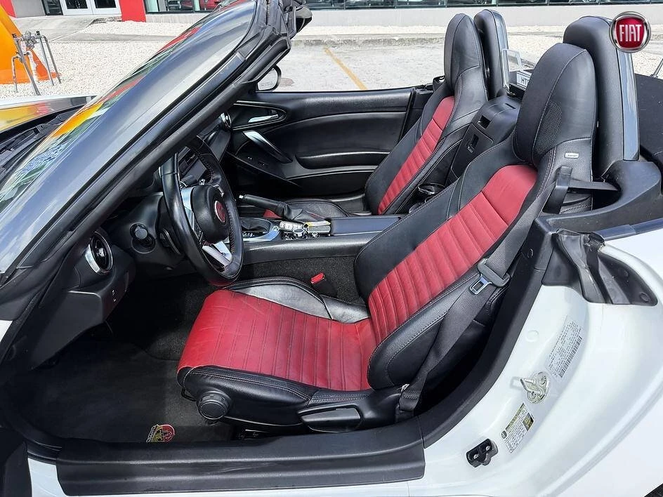 2017 Fiat 124 Spider - Image 20 of 20