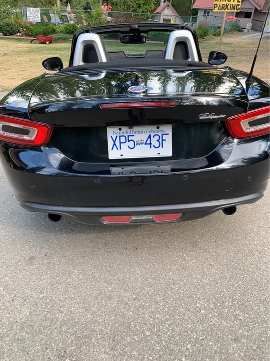 2017 Fiat 124 Spider - Image 4 of 12