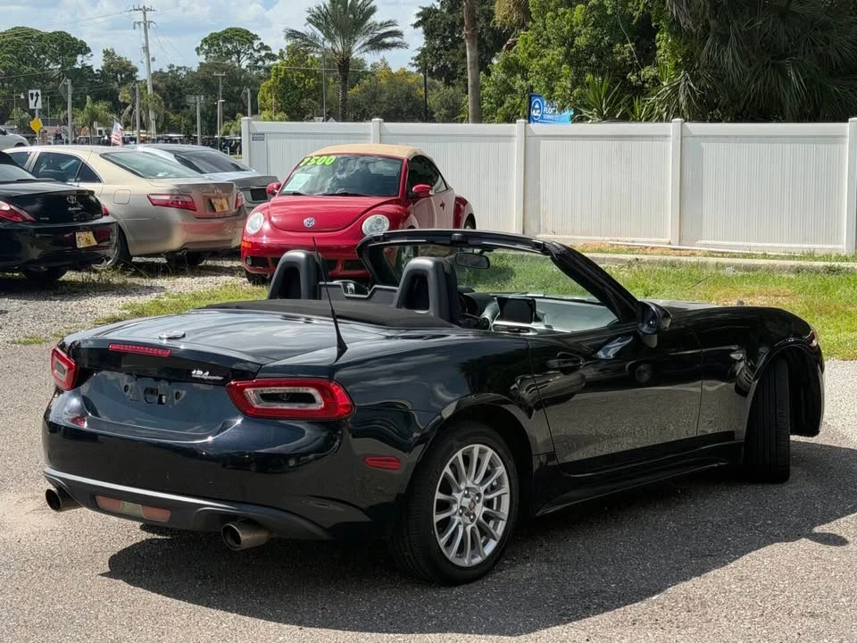 2017 Fiat 124 Spider - Image 15 of 20