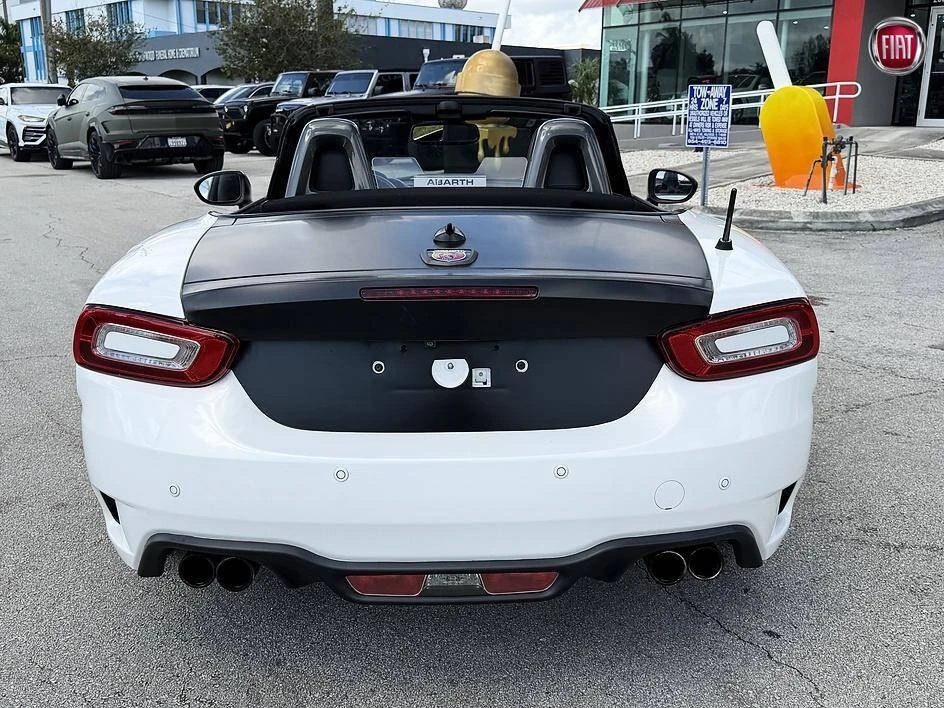 2017 Fiat 124 Spider - Image 5 of 20
