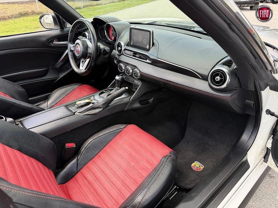 2017 Fiat 124 Spider - Image 13 of 20