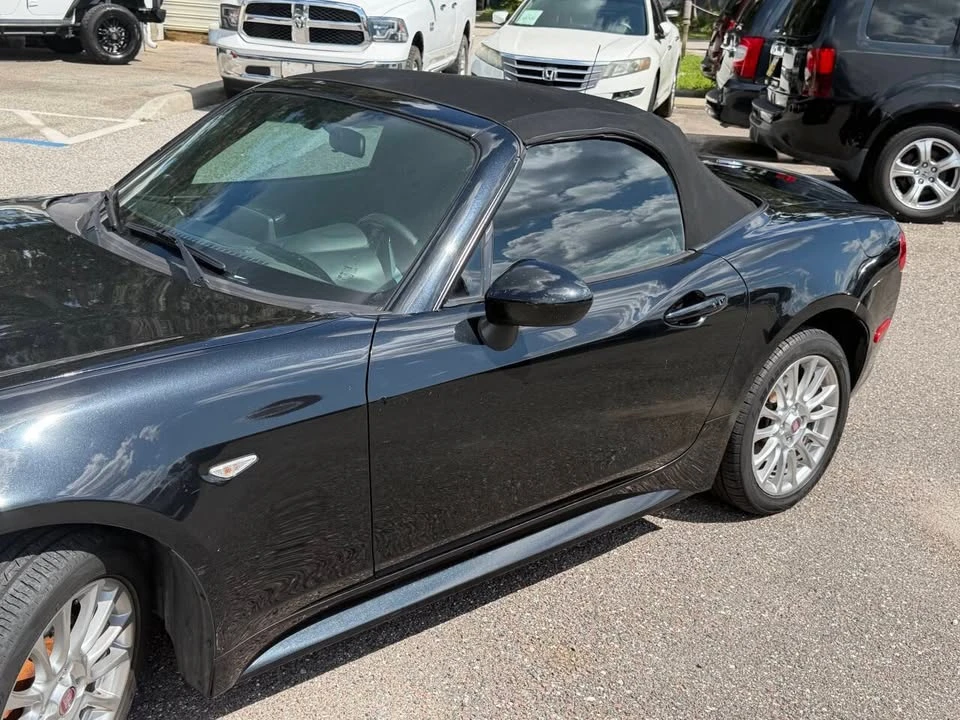 2017 Fiat 124 Spider - Image 4 of 20