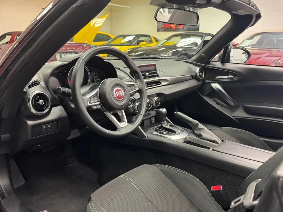2017 Fiat 124 Spider - Image 14 of 20