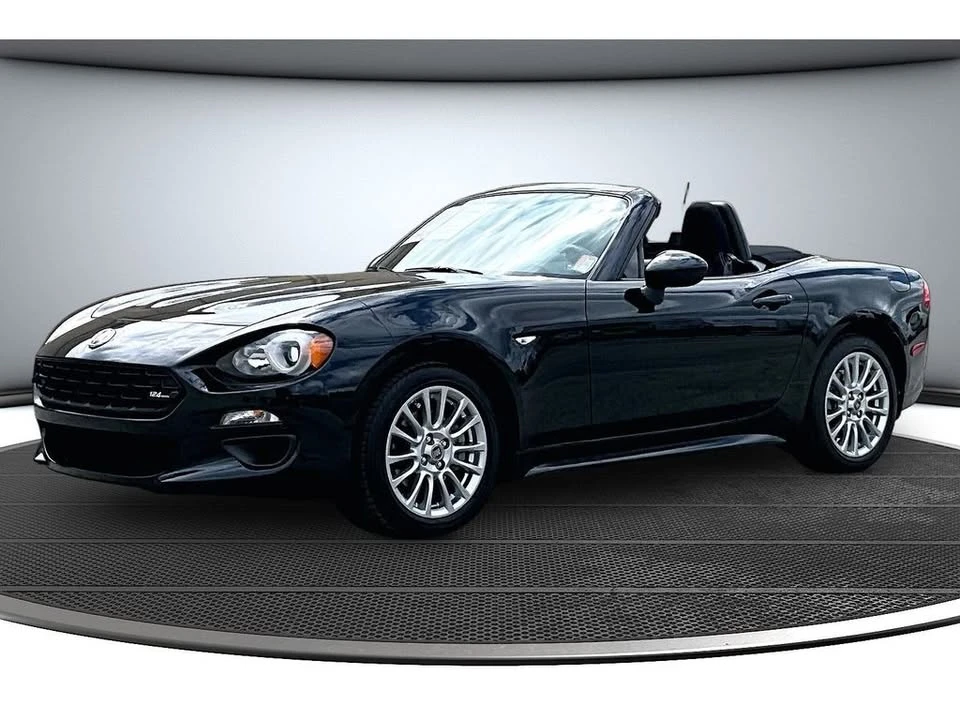 2017 Fiat 124 Spider - Image 15 of 20