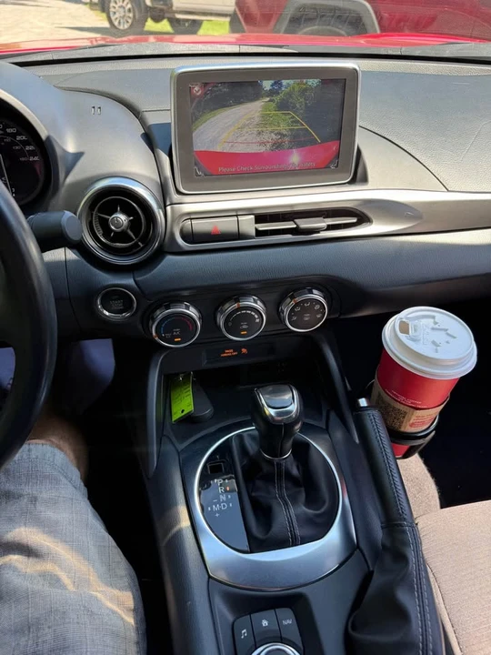 2017 Fiat 124 Spider - Image 7 of 8
