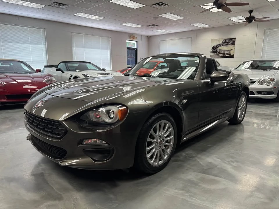 2017 Fiat 124 Spider - Image 7 of 20