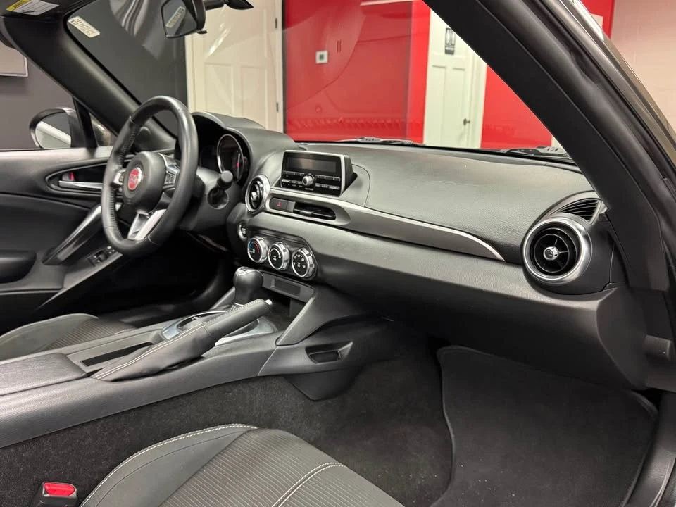 2017 Fiat 124 Spider - Image 17 of 20