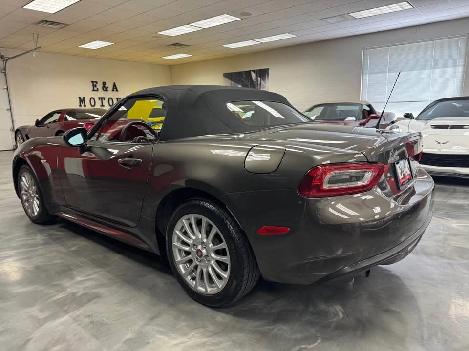 2017 Fiat 124 Spider - Image 12 of 20