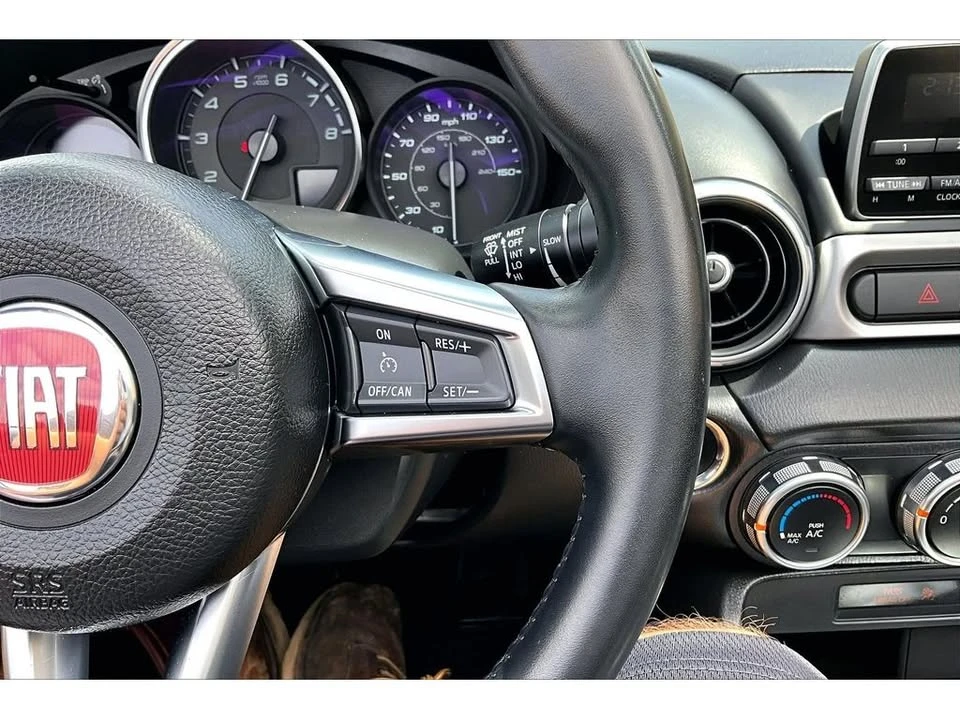 2017 Fiat 124 Spider - Image 12 of 20
