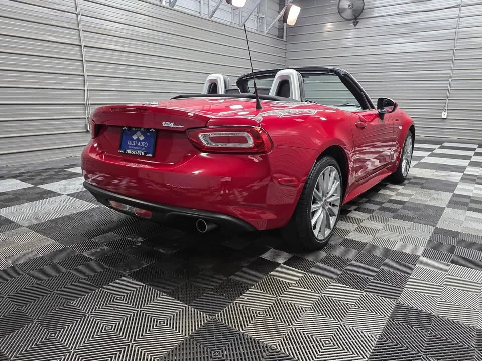 2017 Fiat 124 Spider - Image 3 of 18