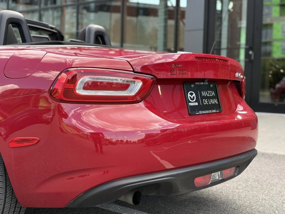 2017 Fiat 124 Spider - Image 8 of 20