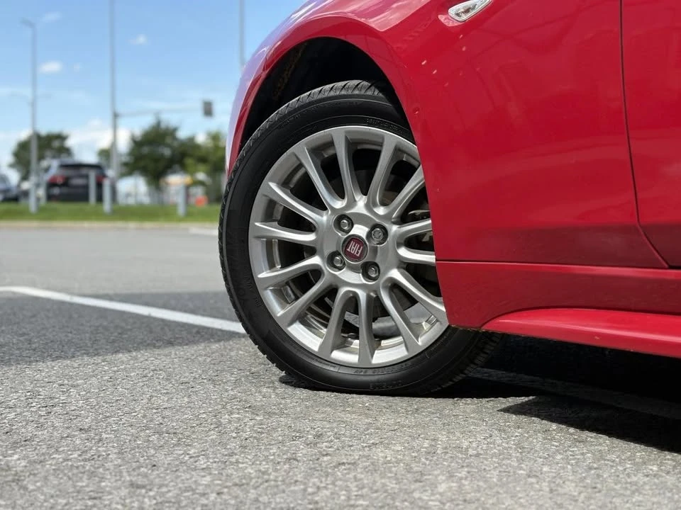 2017 Fiat 124 Spider - Image 11 of 20