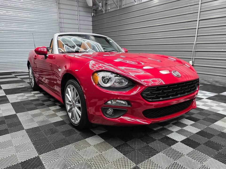 2017 Fiat 124 Spider - Image 3 of 18