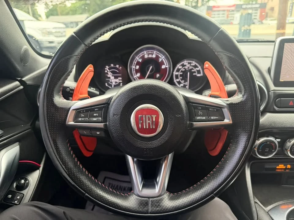 2017 Fiat 124 Spider - Image 17 of 20