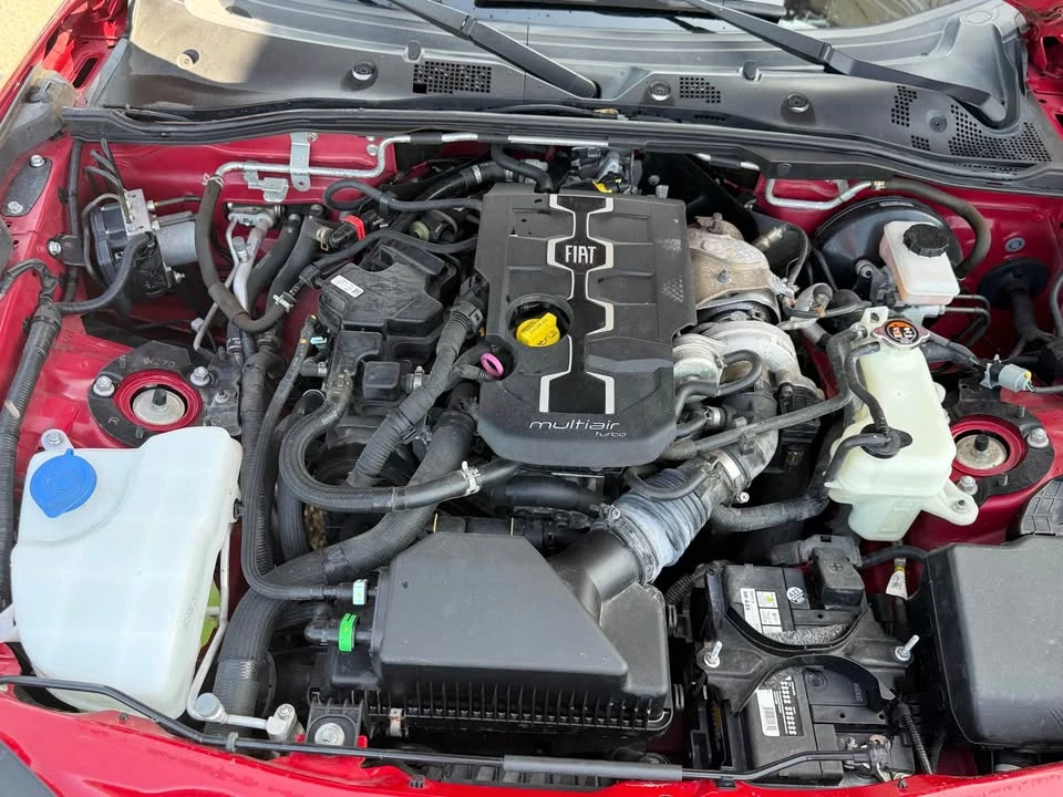 2017 Fiat 124 Spider - Image 11 of 11