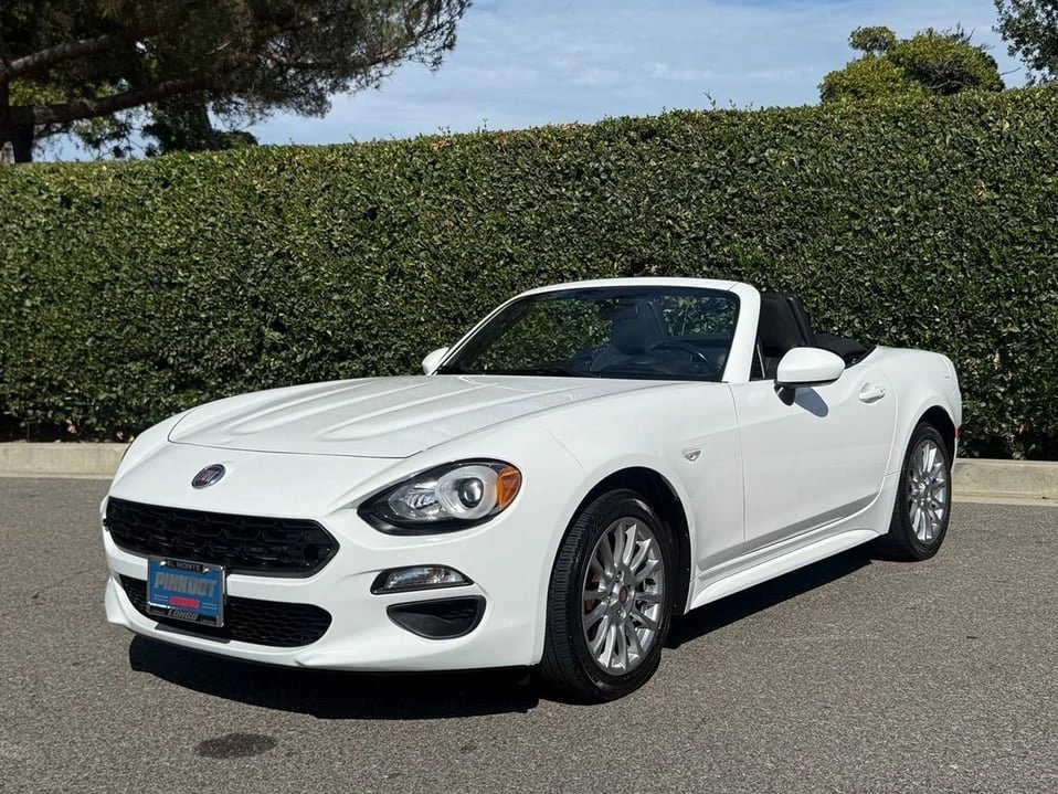2017 Fiat 124 Spider - Image 7 of 20