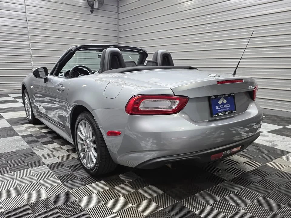 2017 Fiat 124 Spider - Image 6 of 18