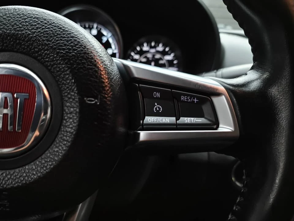 2017 Fiat 124 Spider - Image 16 of 18