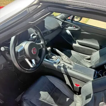 2017 Fiat 124 Spider Prima Edizione Lusso