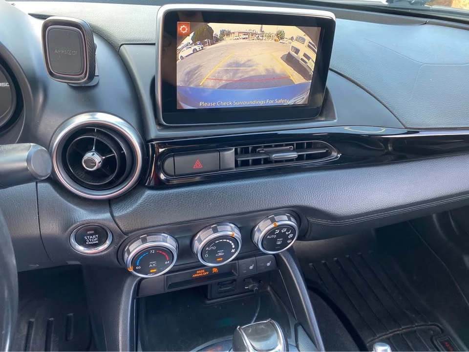 2017 Fiat 124 Spider - Image 14 of 18