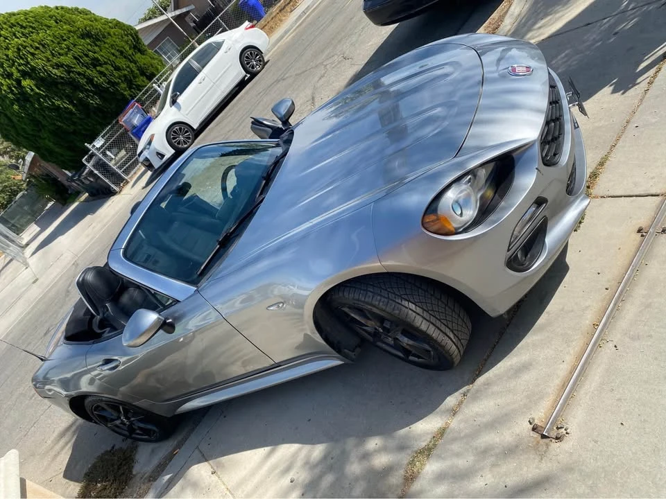 2017 Fiat 124 Spider - Image 9 of 18