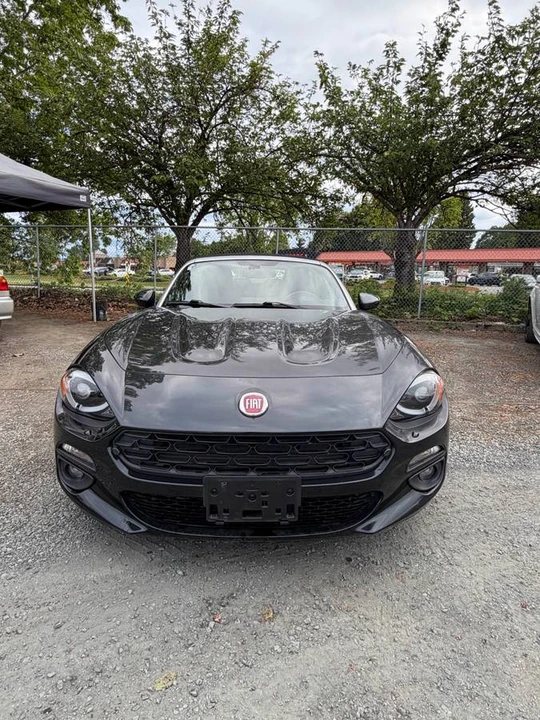 2017 Fiat 124 Spider - Image 13 of 24