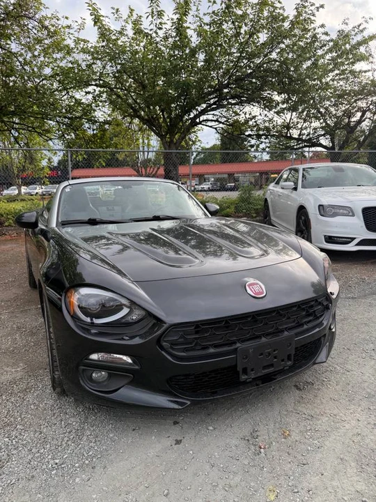 2017 Fiat 124 Spider - Image 4 of 24