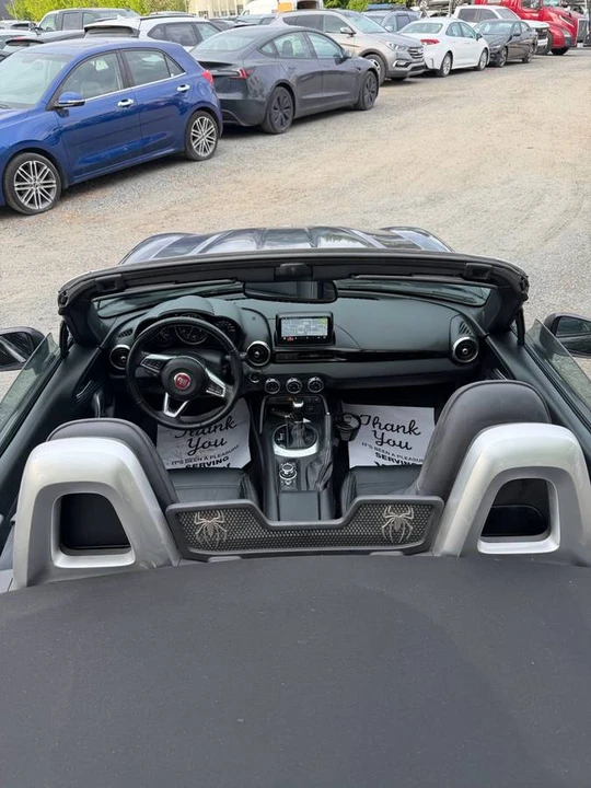 2017 Fiat 124 Spider - Image 7 of 24
