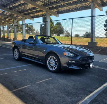 2017 Fiat 124 Spider Classica