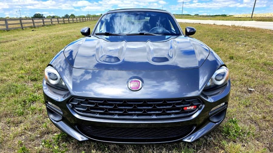 2017 Fiat 124 Spider - Image 2 of 4