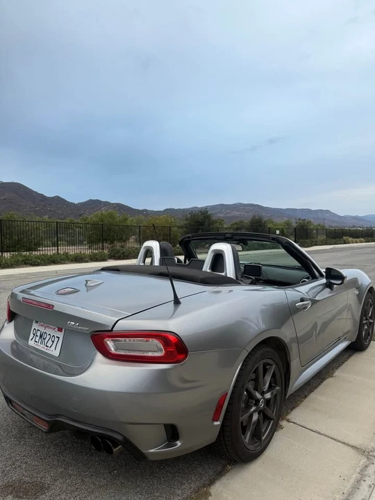 2017 Fiat 124 Spider - Image 6 of 12