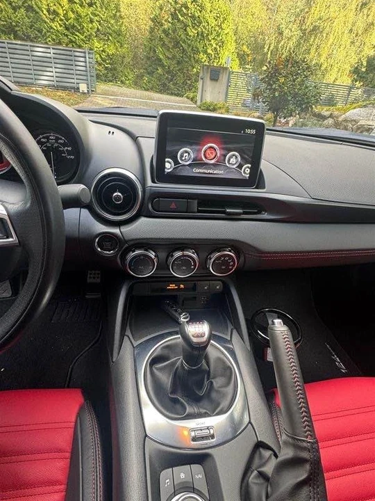 2017 Fiat 124 Spider - Image 6 of 7