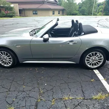 2017 Fiat 124 Spider Classica