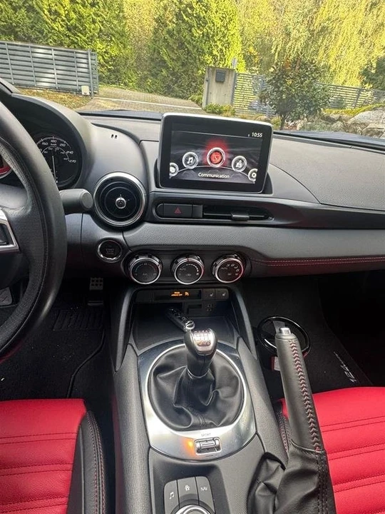2017 Fiat 124 Spider - Image 5 of 6