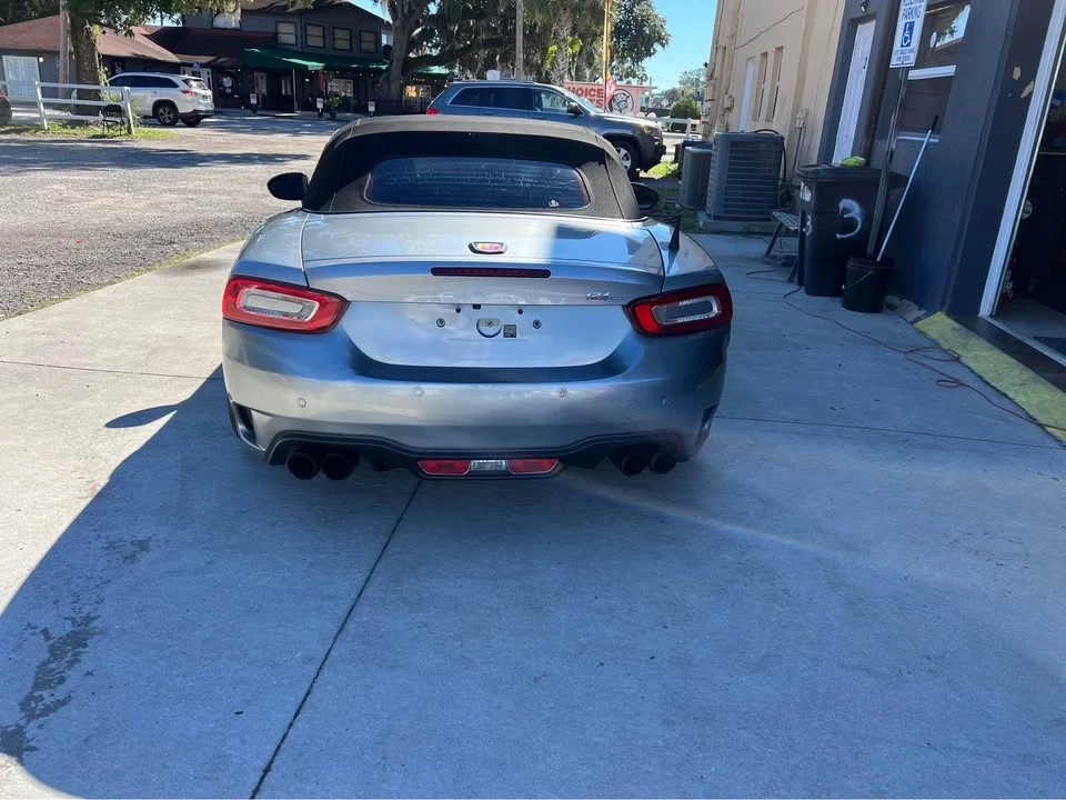 2017 Fiat 124 Spider - Image 4 of 11